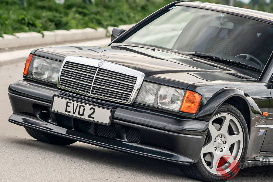 「190E 2.5-16エボリューション2」の出で立ちは、いま見ても迫力のある姿だ(C)2020 Courtesy of RM Sotheby's