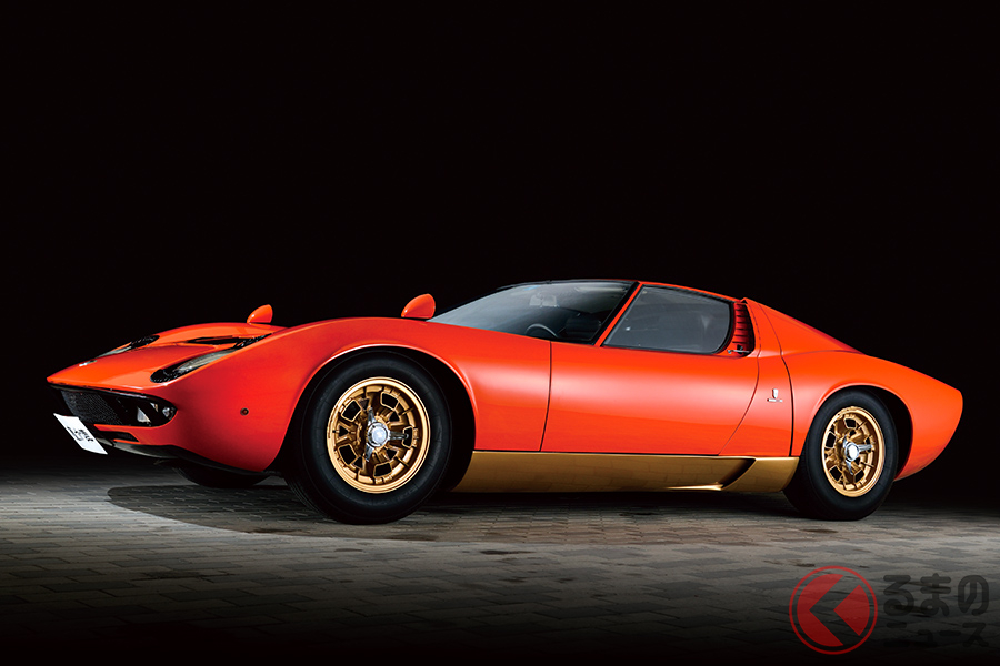 レーシングマシンの構成をとりつつも、高性能かつ豪華なGTを目指して造られたミウラ