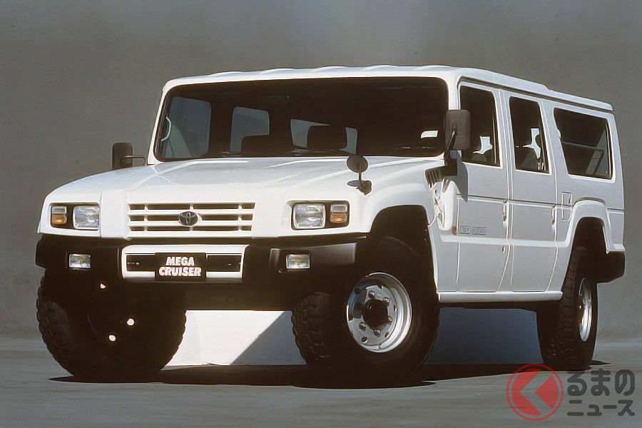 高機動車を民生用に改良して販売された「メガクルーザー」