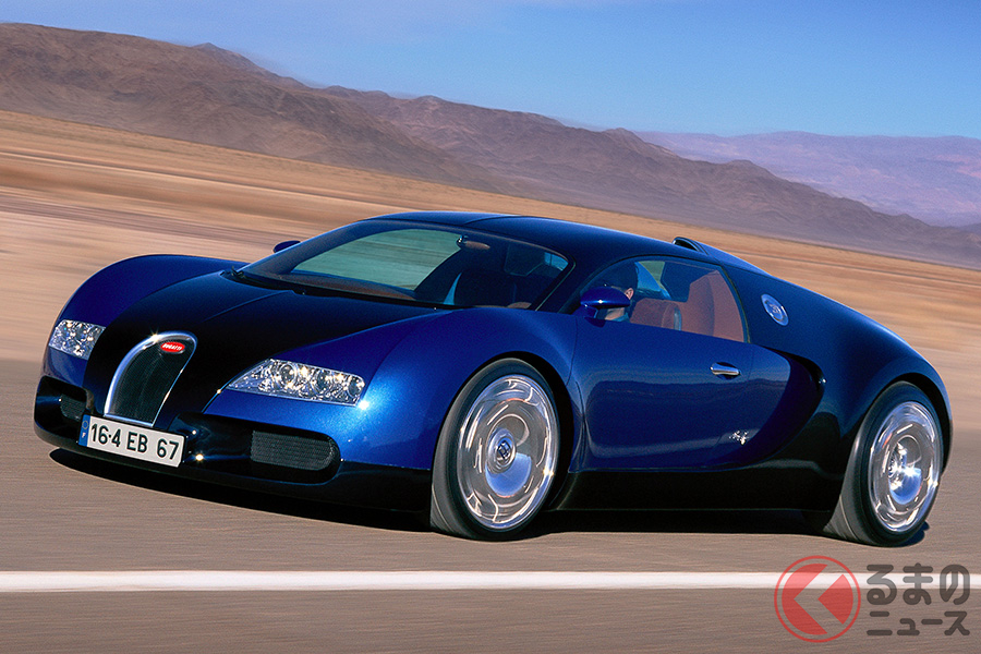 2000年9月のパリ・サロンにてお披露目された、シリーズ生産を意識した最初のブガッティ・プロトタイプ「EB16・4ヴェイロン」