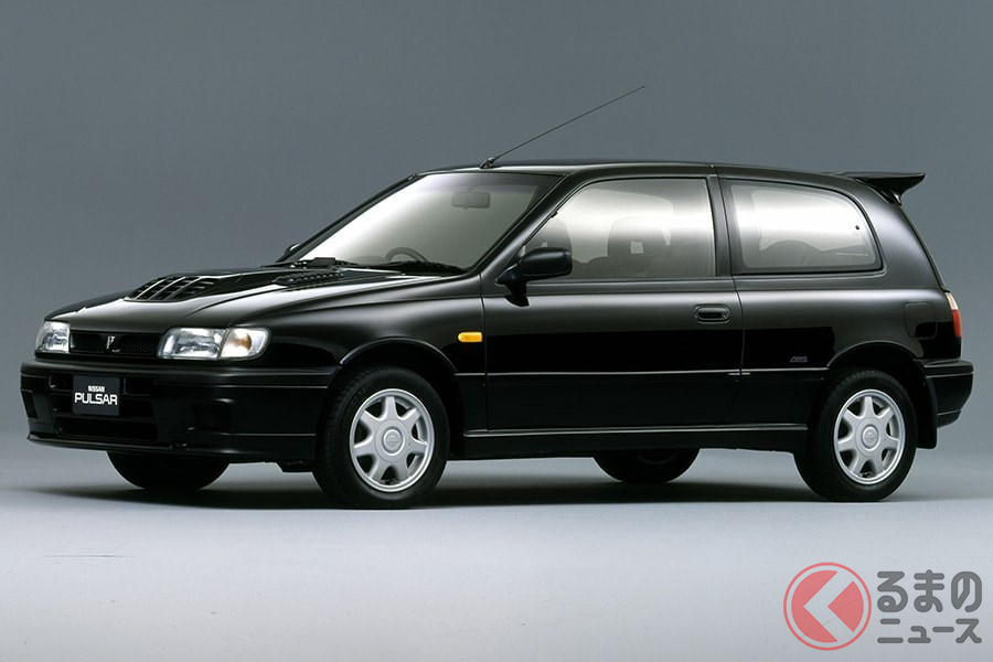 コンパクトなボディに高性能エンジンという、ラリーに参戦するために生まれた「パルサーGTI-R」