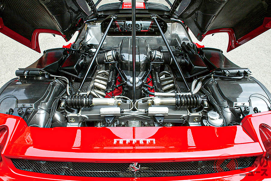 ボア×スローク値は、92×75.2mm。ブロックはアルミニウム素材=ALS17を用い、660psの最高出力を得た