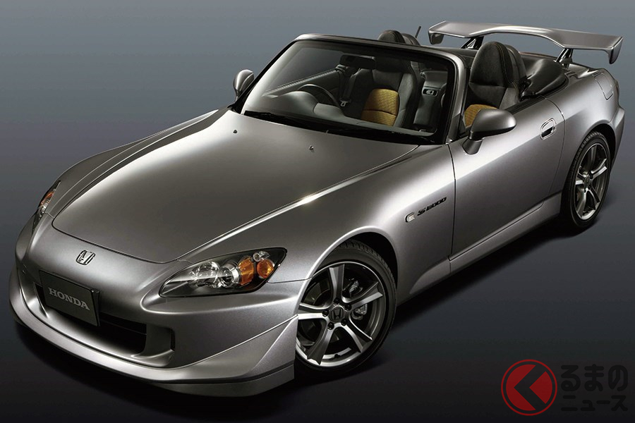 シリーズの集大成として過激なエアロパーツが装着された「S2000 タイプS」