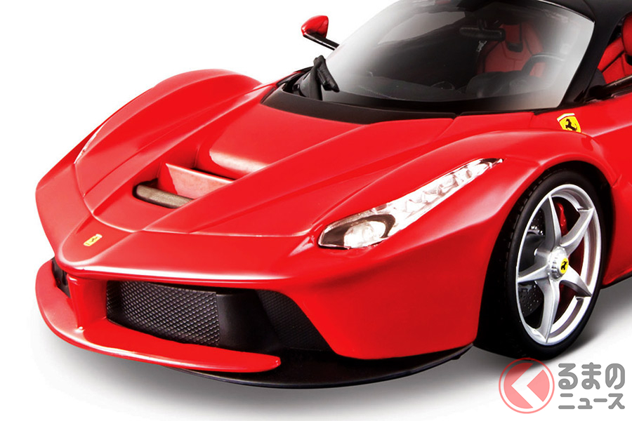 シグネチャーシリーズの1/18スケール「ラ フェラーリ」