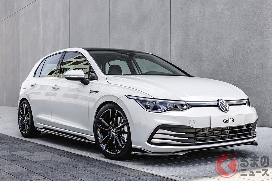 「エッティンガー」がリリースした「ゴルフ8」のエアロパーツは、フロントリップスポイラーと3分割構造となるリアのデフューザー、そしてサイドステップにルーフスポイラーのパッケージとなる