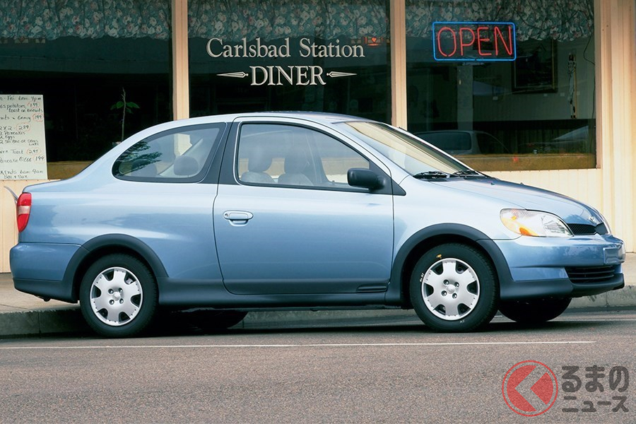 日本では珍しい2ドアセダンが設定されていた「エコー」