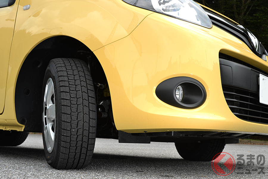 夏の間じゅうスタッドレスタイヤを履いているとどうなるのだろうか