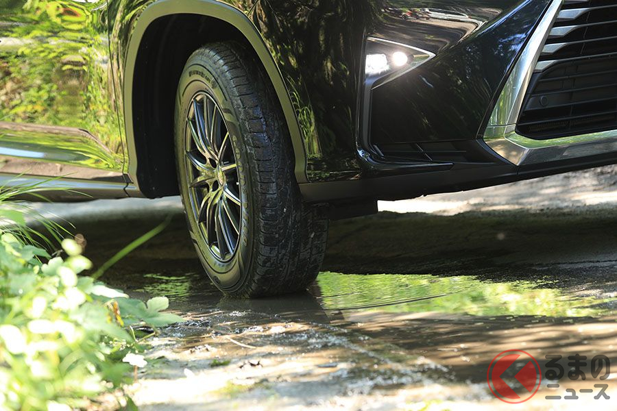 オールシーズンタイヤはウエット路面にも強い。写真はグッドイヤー「アシュアランスウェザーレディ」