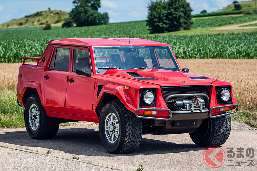 もともと軍用車として開発していた「チータ」を祖として開発されたランボルギーニ「LM002」(C)2020 Courtesy of RM Sotheby's