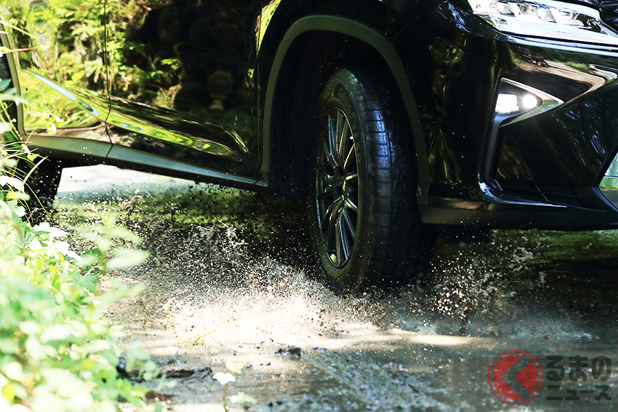 オフロードを走行した後は、タイヤの状態をチェックしておきたい
