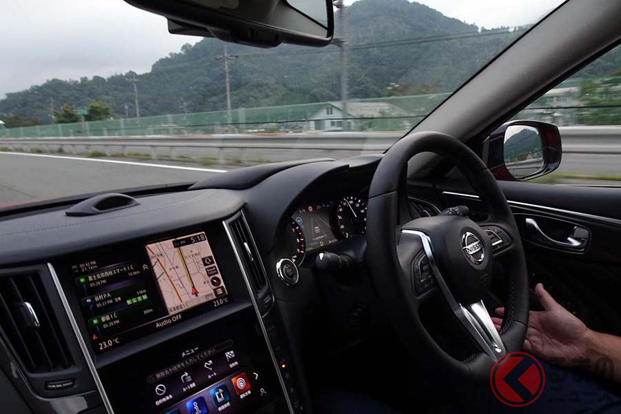 日産スカイライン「プロパイロット2.0」で高速道路をハンズオフ走行