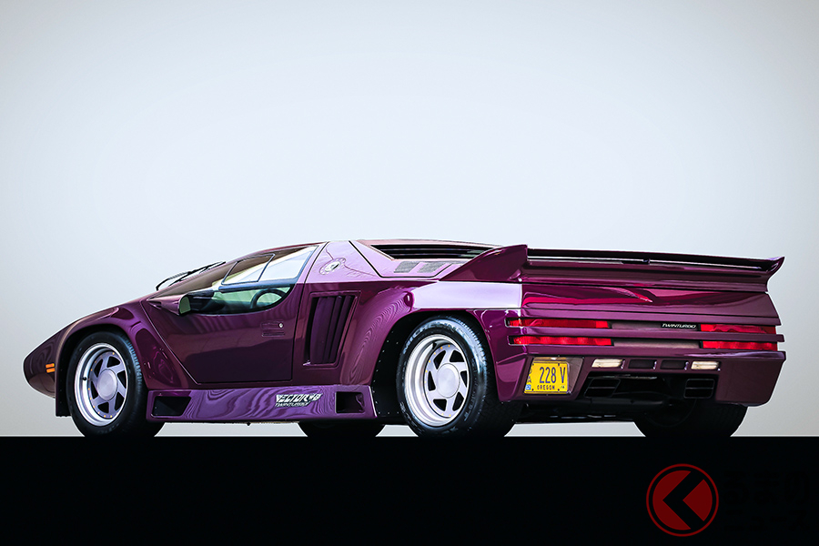 ベクター「W8」の落札価格は72万ドル(邦貨換算約7600万円)。希少性やコンディションを考えれば、妥当なプライスだろう(C)2020 Courtesy of RM Sotheby's