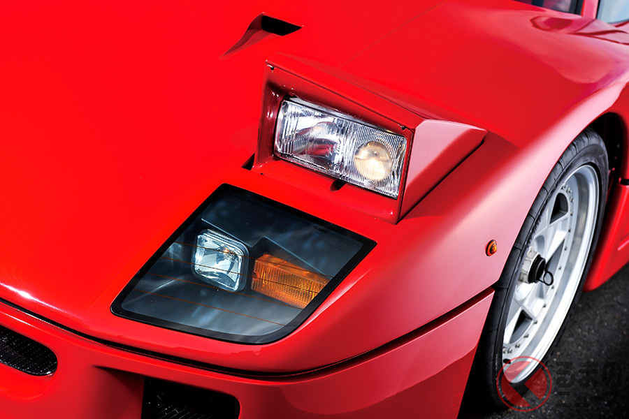 販売台数400台にオーダーが殺到。世界的なバブル景気により、当時の価格4500万円から一時約2億円以上のプレミア価格がついた