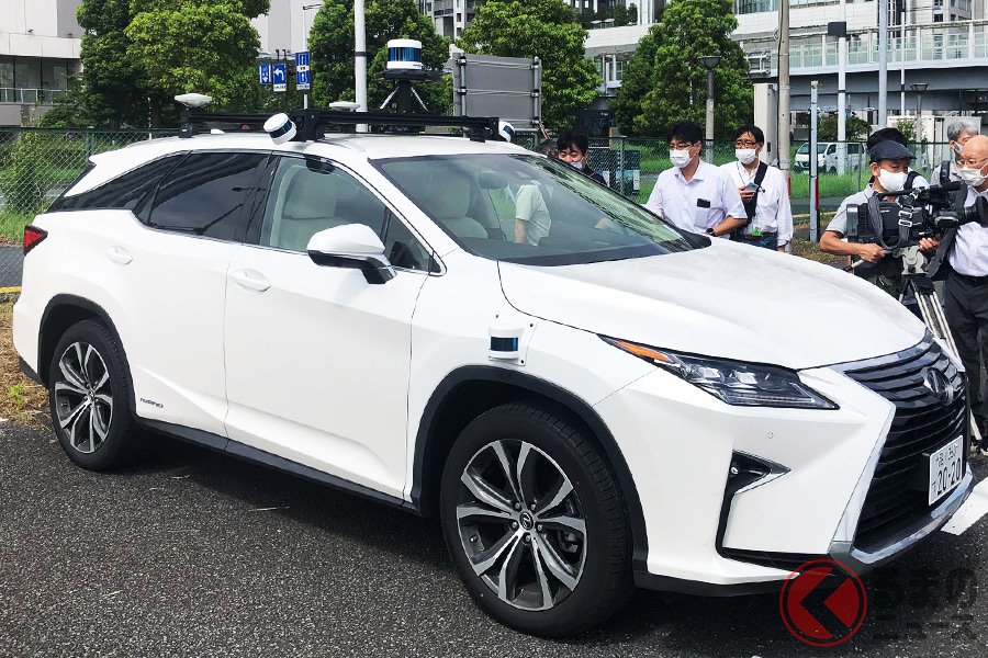金沢大学・菅沼研究室で開発されたレクサス「RX450h」ベースの自動運転車