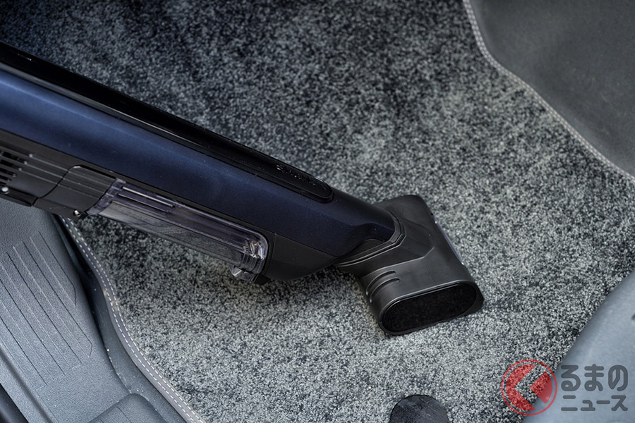 「ミニモーターヘッド」は、フロアカーペットの掃除に効果絶大だ