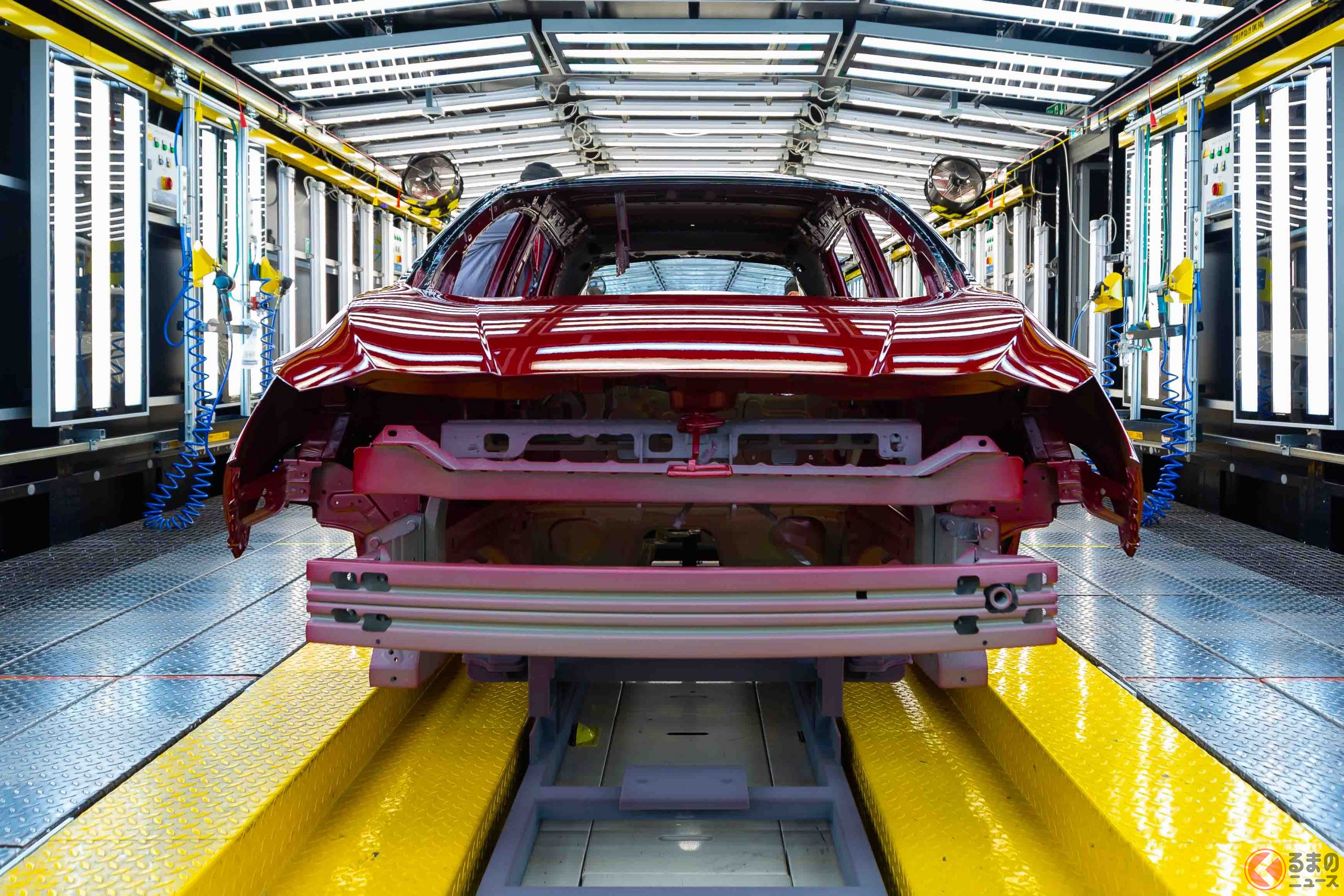 累計生産50万台目の日産「リーフ」が製造されるイメージ