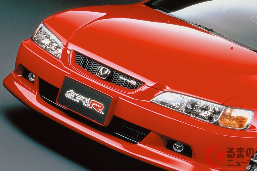 そんなに古くない高性能なセダンたち