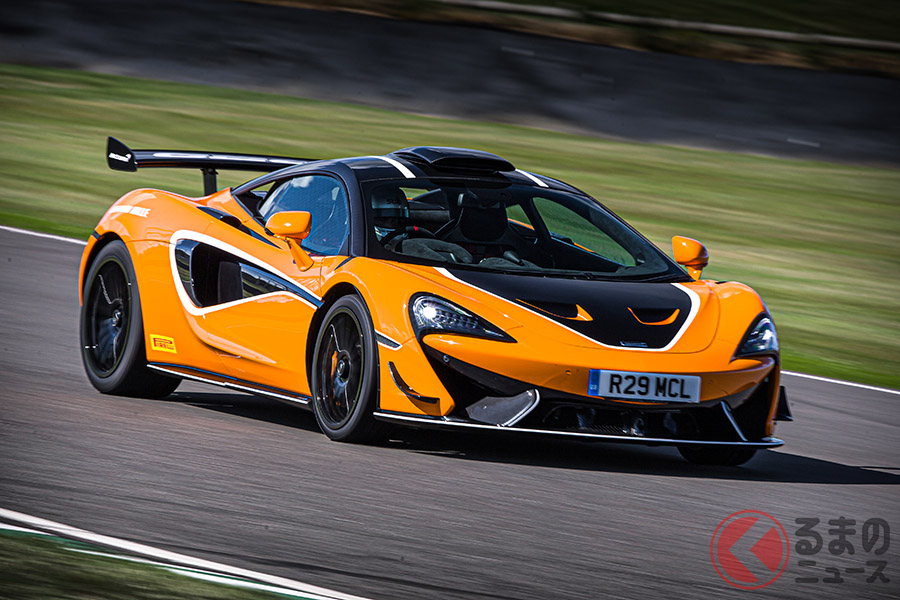 サーキット走行を楽しむための究極のロードリーガルなスーパースポーツが、マクラーレン「620R」だ
