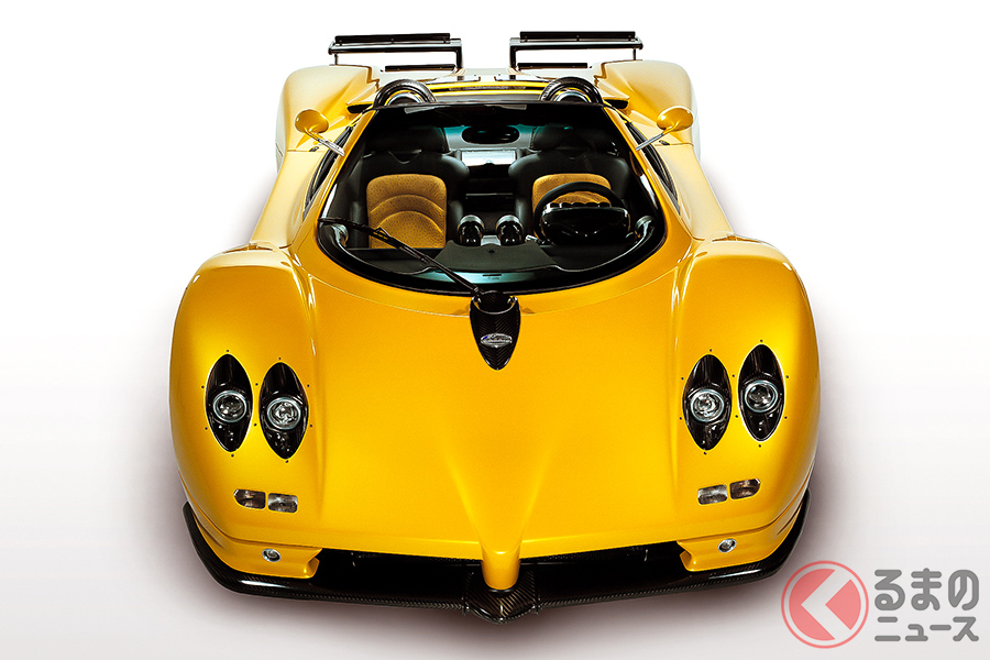 パガーニには、オープンモデルの「ゾンダ・ロードスター」も追加された