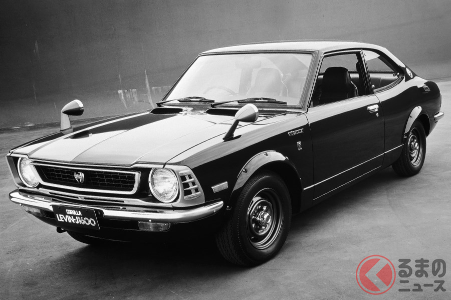 廉価グレードながらも外観は十分にスポーティな「カローラレビンJ」