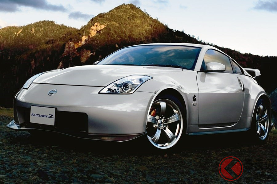 レースベース車を公道仕様にモデファイした「フェアレディZ Version NISMO Type 380RS」