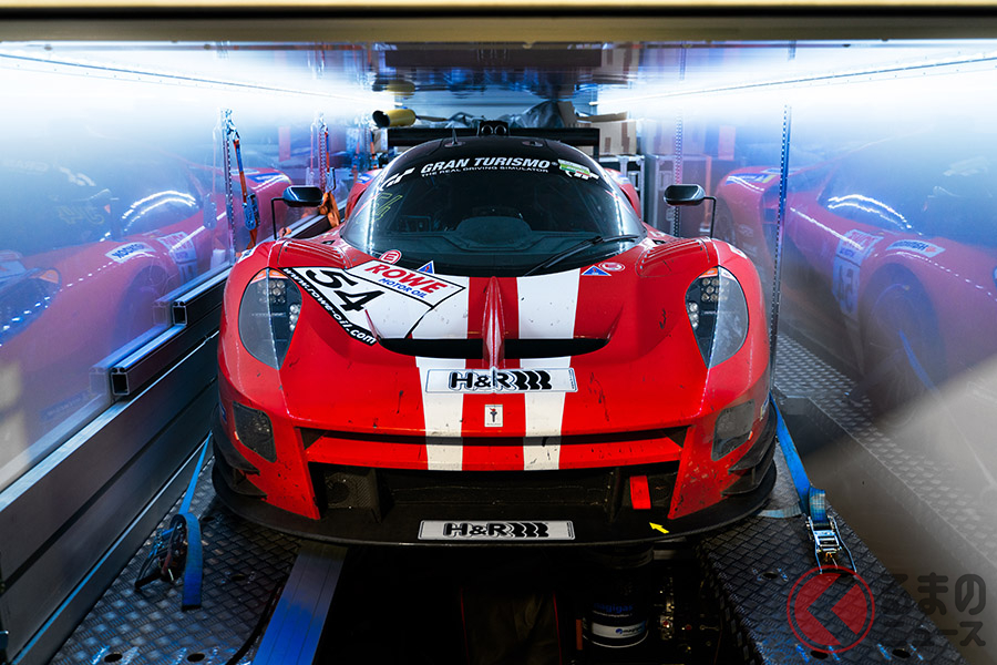 新型GT3レースカー、「グリッケンハウス004C」がNLS 5に参戦するため、ニュルブルグリンク到着