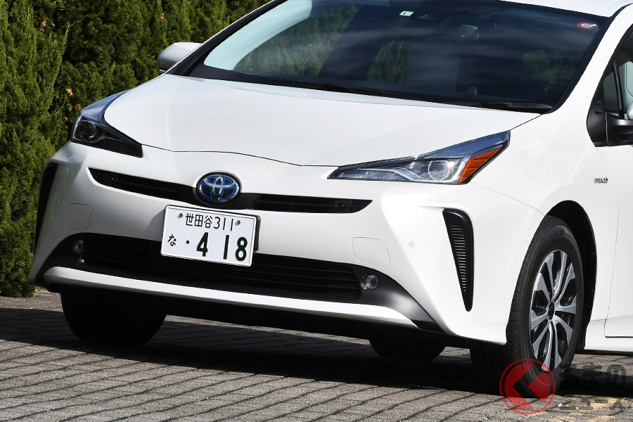 トヨタ「プリウス」