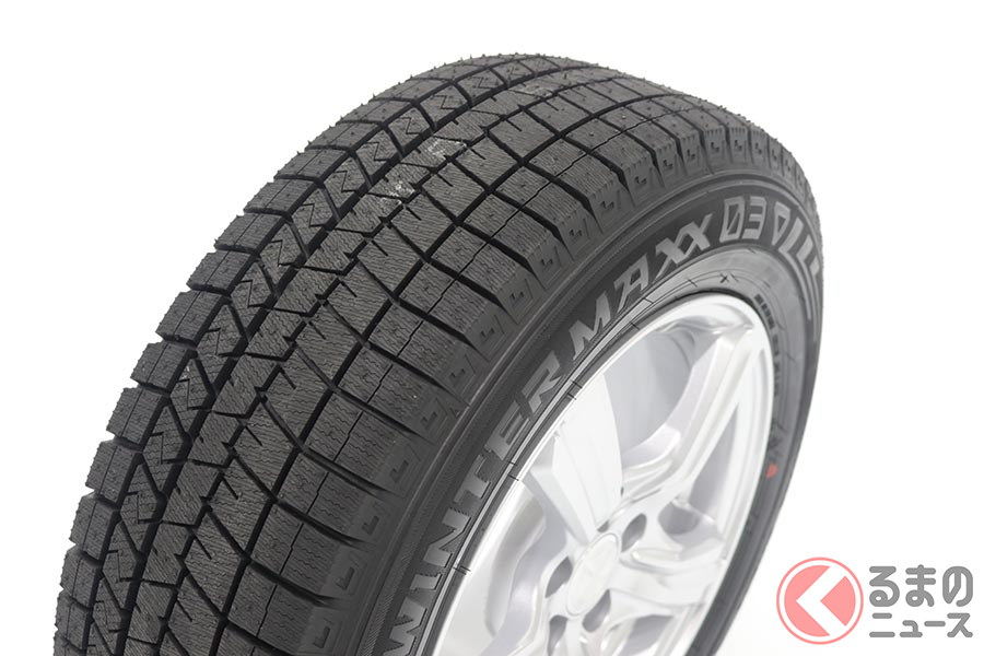 ウインターマックス03のトレッドパターン