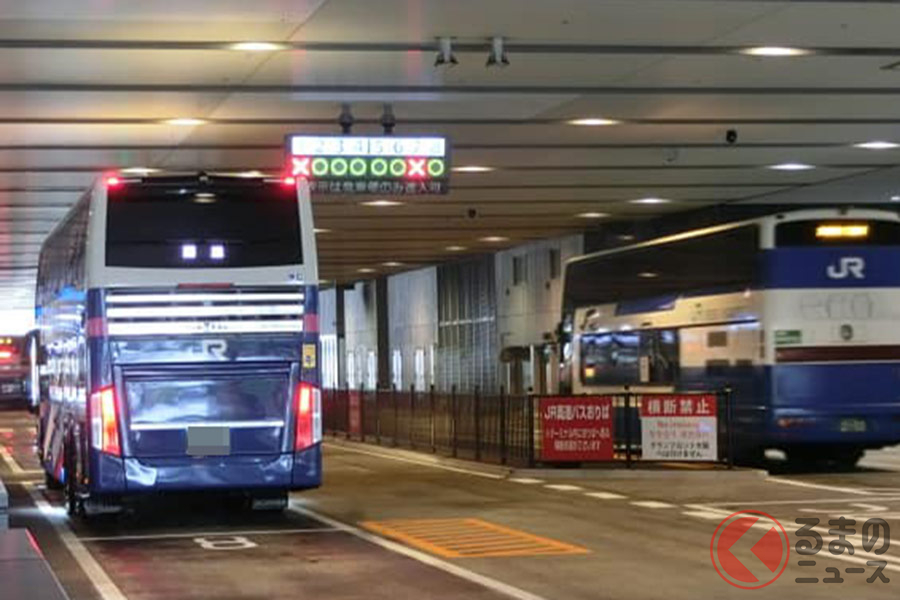 コロナ前のバスターミナルは人で溢れ返っていたが、最近では閑散としている