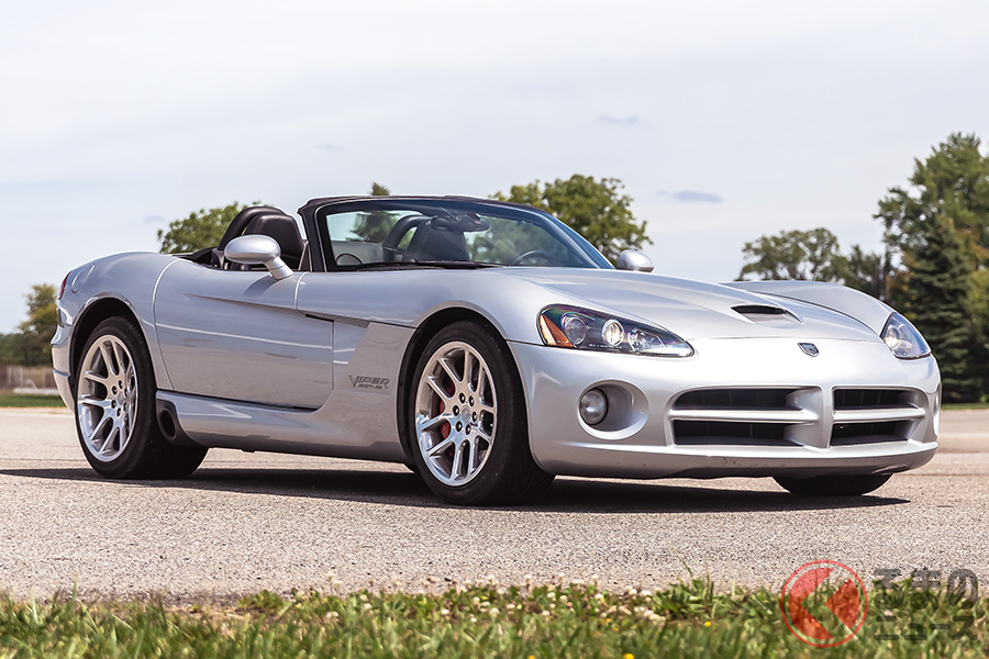 本格的にレース活動に参戦した2世代目のダッジ「バイパー」(C)2020 Courtesy of RM Sotheby's