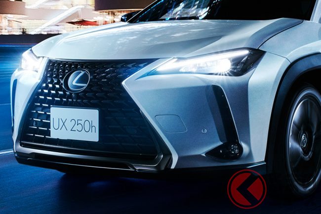 ブルーの差し色が超クール レクサスsuv Ux に特別仕様車 アーバンエレガンス が登場 くるまのニュース ブルーの差し色が超クール レクサスsuv Ux に特別仕様車 アーバンエレガンス が登場 くるまのニュース
