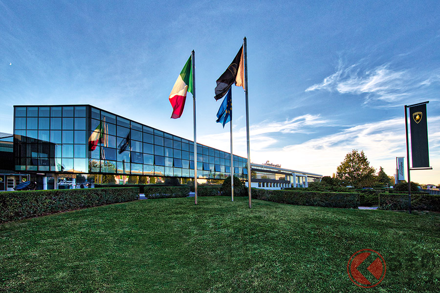 ブガッティに続きランボルギーニも、IPO(新規株式公開)によって株式を上場させる計画が進行中