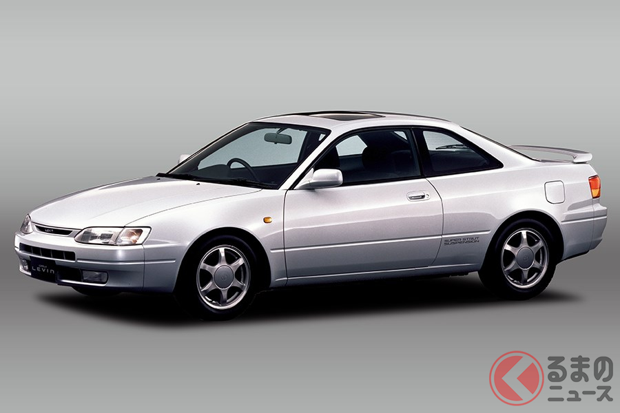 今はなき高回転1.6リッターNAエンジンを搭載する7代目「カローラレビン」