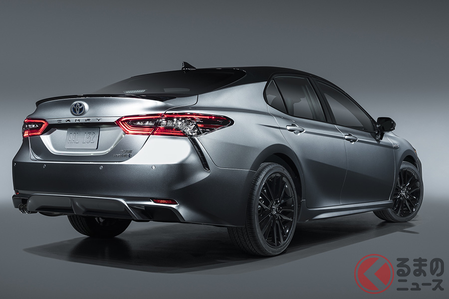 2025年モデルのトヨタ「カムリ」が登場! バリエーションはなんと17種類!! くるまのニュース