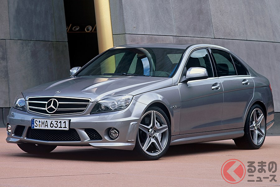 コンパクトな車体に6.2リッターエンジンを搭載した「C63 AMG」