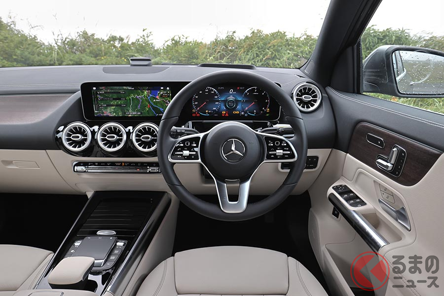 メルセデス・ベンツ新型「GLA」のインパネ