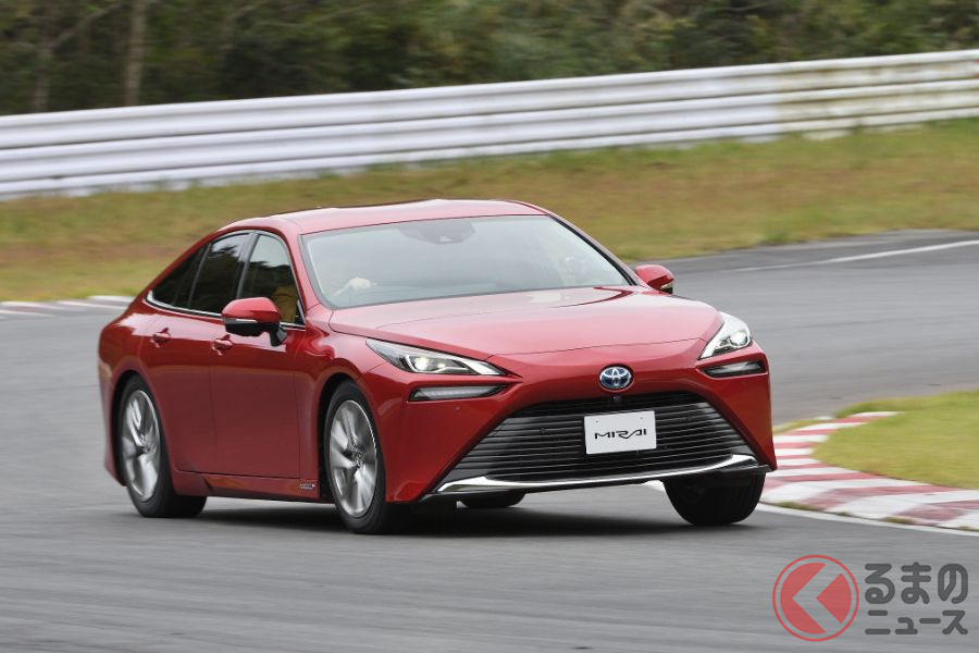 トヨタ新型「ミライ」