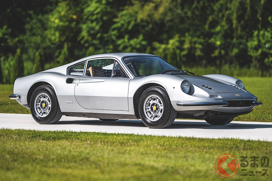 漫画では沖田が公道グランプリレースで運転した「ディーノ246 GT」は、約3300万円で落札(C)2020 Courtesy of RM Sotheby's