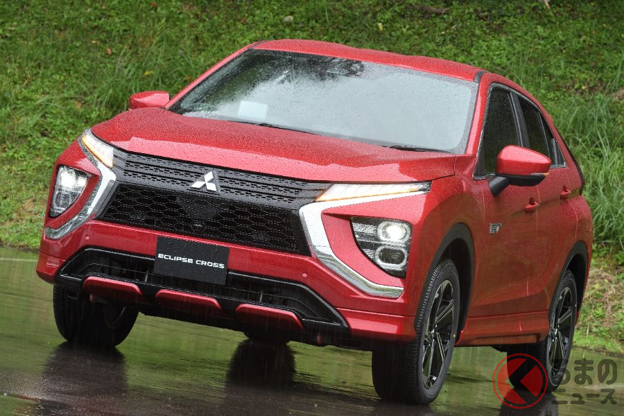 三菱が誇るツインモーター4WDとS-AWCによって、濡れた路面でも不安要素は皆無