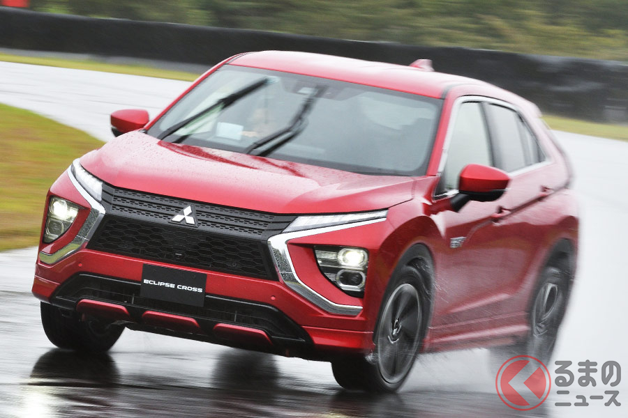 三菱新型「エクリプスクロスPHEV」は、ツインモータと四輪制御技術「S-AWC」によって高い操縦安定性を持っている。