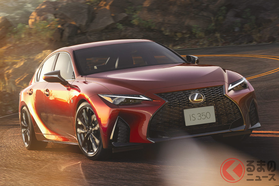 新型「IS」に設定される「“F SPORT”」。専用パーツを採用している