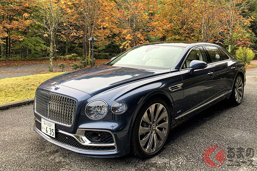 「フライングスパー」が、生産を終了した「ミュルザンヌ」なき後のベントレーの旗艦を務めるには文句はないだろう