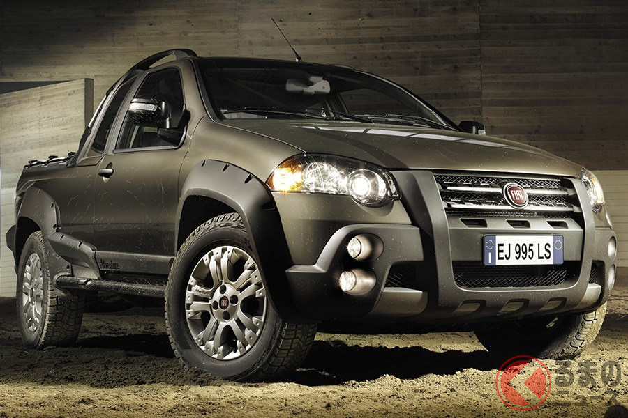 本格クロカン四駆のようなルックスの「ストラーダ」