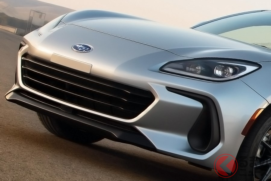 いまでは数少ないFRスポーツクーペたち