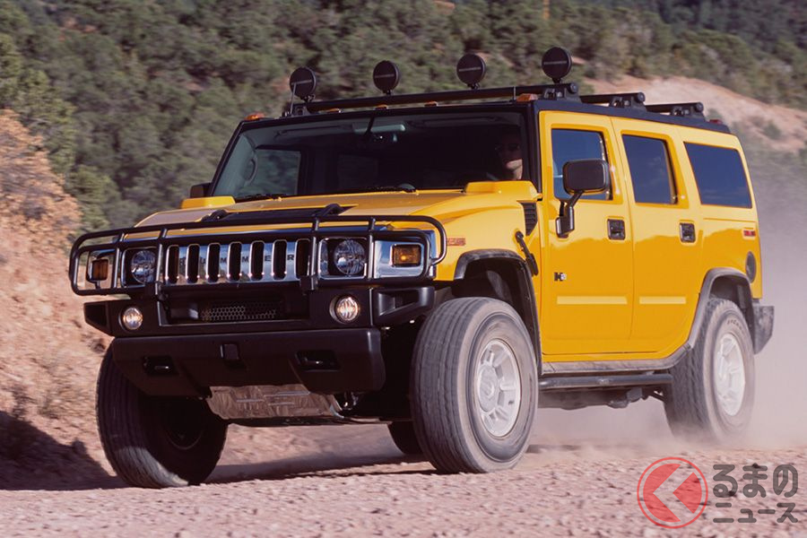 2002年に発売されたハマー「H2」。日本では三井物産オートモービルが輸入販売をおこなっていた。ハマー「H3」も同様だった