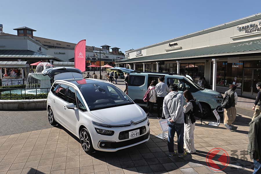 御殿場プレミアムアウトレットで11月8日まで開催されているシトロエン・マルシェ2020の様子