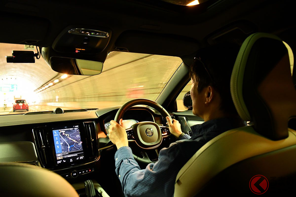 ボルボ「V90 B6 AWD Rデザイン」は長距離を走っても疲れ知らずだった