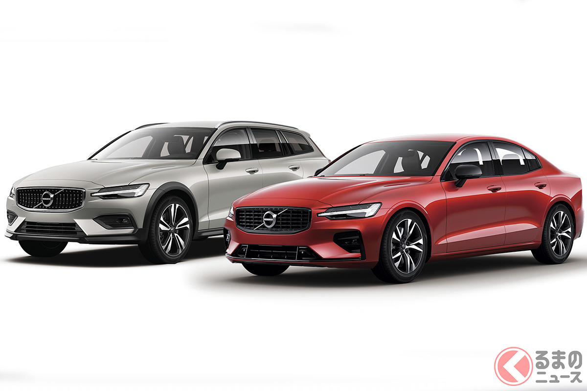 ボルボのミドルサイズセダン「S60」(右)とミドルサイズクロスオーバー「V60クロスカントリー」(左)