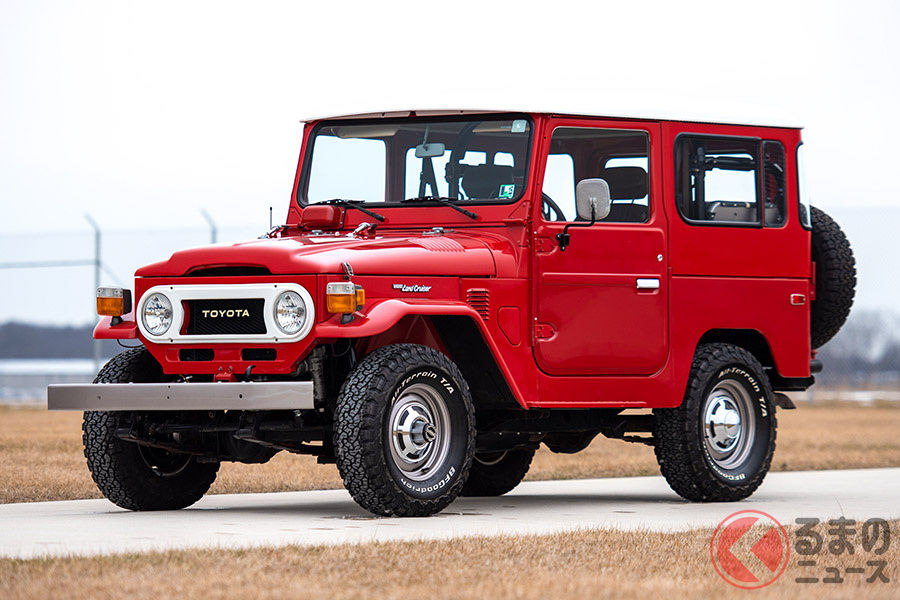 エアコンやパワーステアリングなどが装備され、タイヤはBFグッドリッチのオールテレインT/Aが組み合わされたトヨタ FJ40「ランドクルーザー」(C)2020 Courtesy of RM Sotheby's
