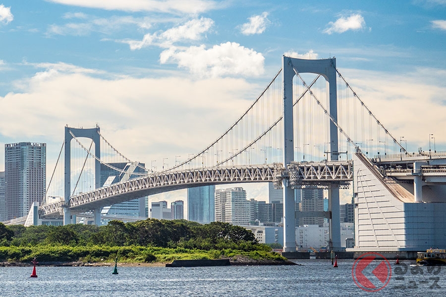 首都高のランドマーク「レインボーブリッジ」